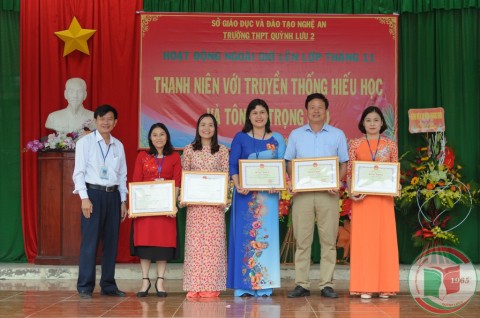 Trường THPT Quỳnh Lưu 2, sôi nổi các hoạt động hướng về ngày Nhà giáo Việt Nam